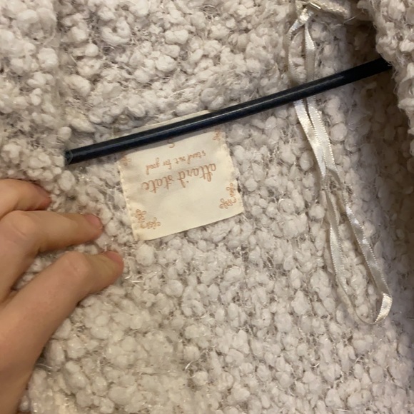 Women’s long length sweater vest with pockets - Picture 3 of 3